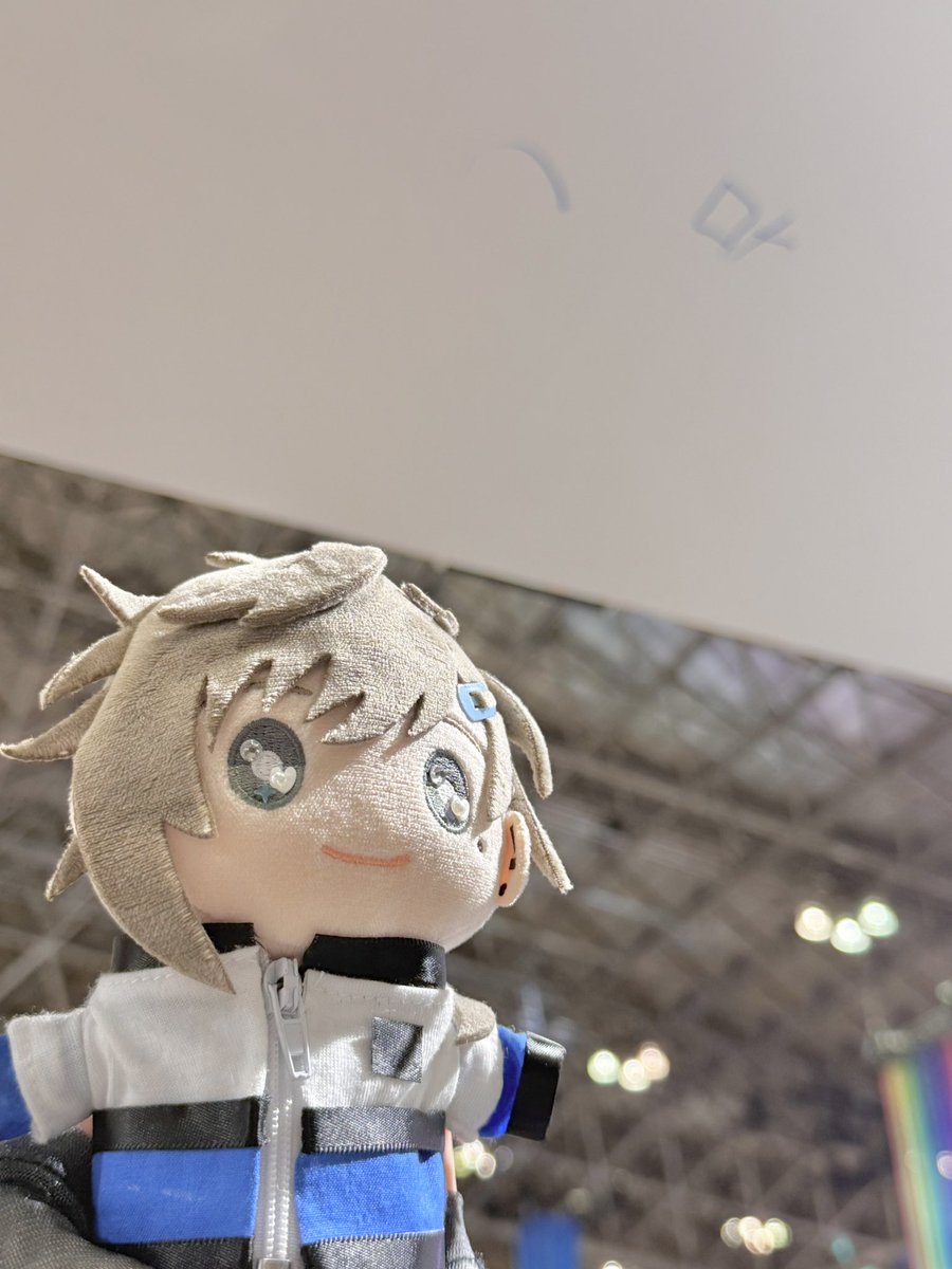 な る tweet media