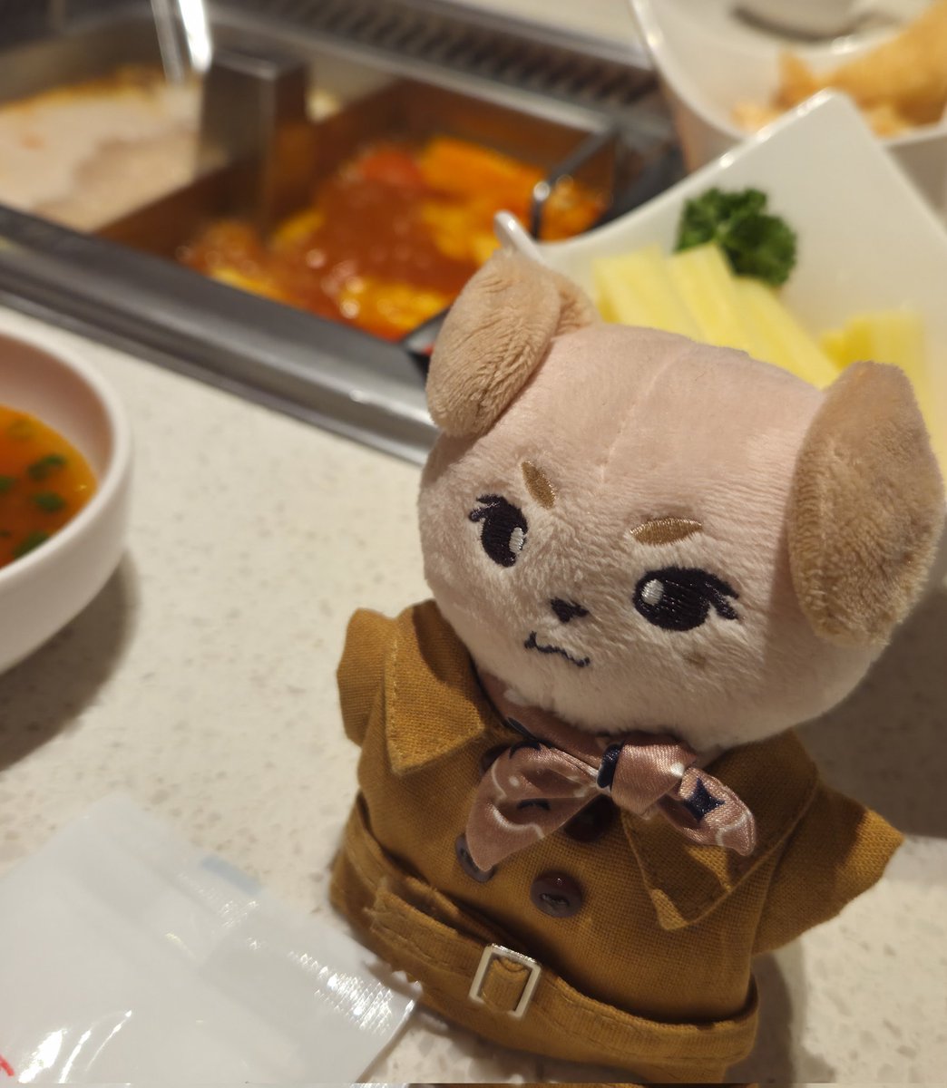 민 tweet media