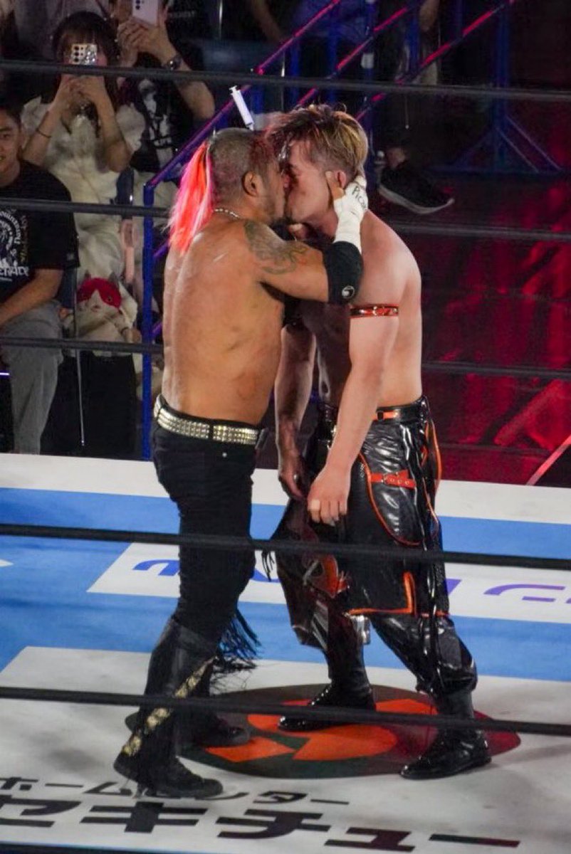 RT @njpw_Fujita: 葛西純 最高にイカれてたわ 葛西純が生きてる世界を