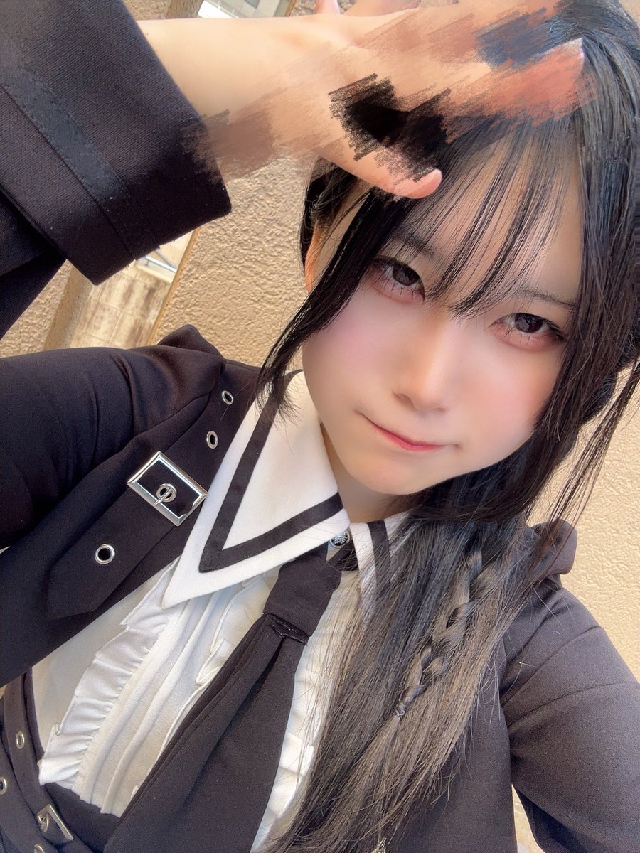 りおん tweet media