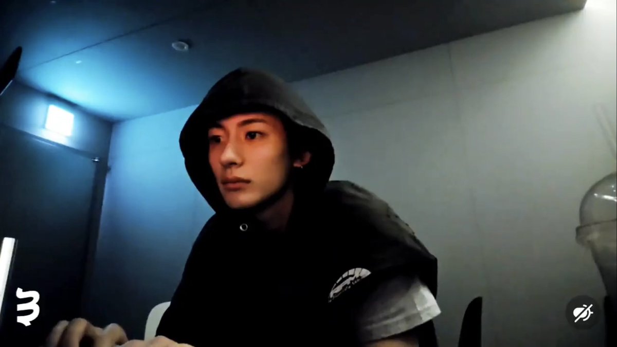 앤톤🧒🏻스샷 tweet media