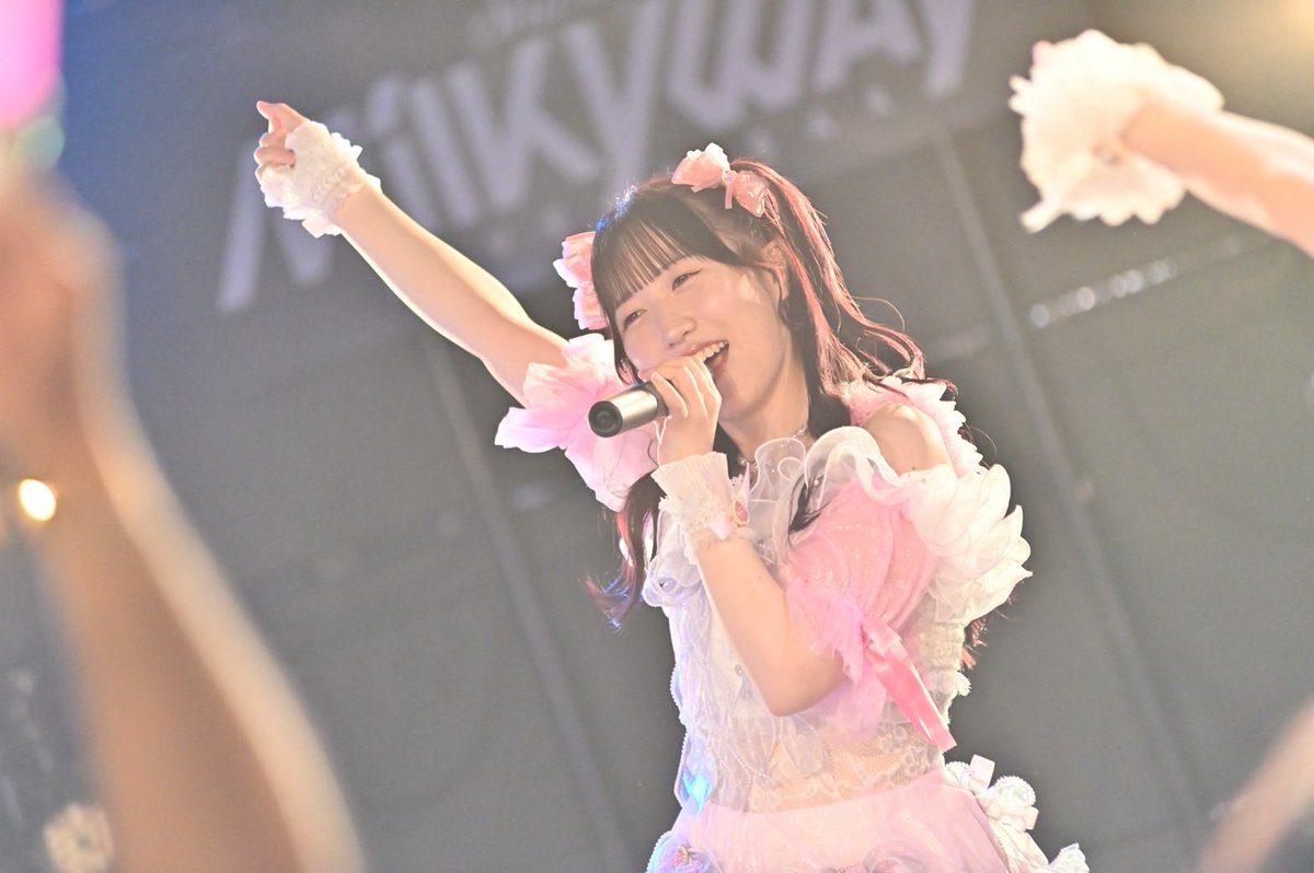 meet___me's tweet photo. 5/10SGR出演メンバーからのメッセージ💌

🩷かおり🩷
@kao___nya 

今回もたくさん盛り上げてくれてありがとうございました♡♡

久しぶりの同期4人のステージだったけど、それぞれの魅力で皆さんをメロメロにできたはず、、❕ᖛ ̫ ᖛ )✨

また絶対会いにきてね🍓♡♡ https://t.co/kbA5CpS8B4