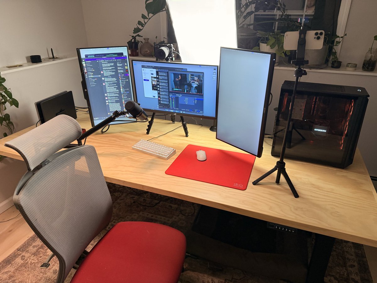 Max Blade tweet media