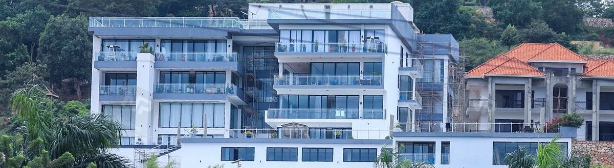 DrBellahh's tweet photo. Back shots on these balconies would slap 🥰🥰🥰🥰🥰 https://t.co/NYtGJHActp