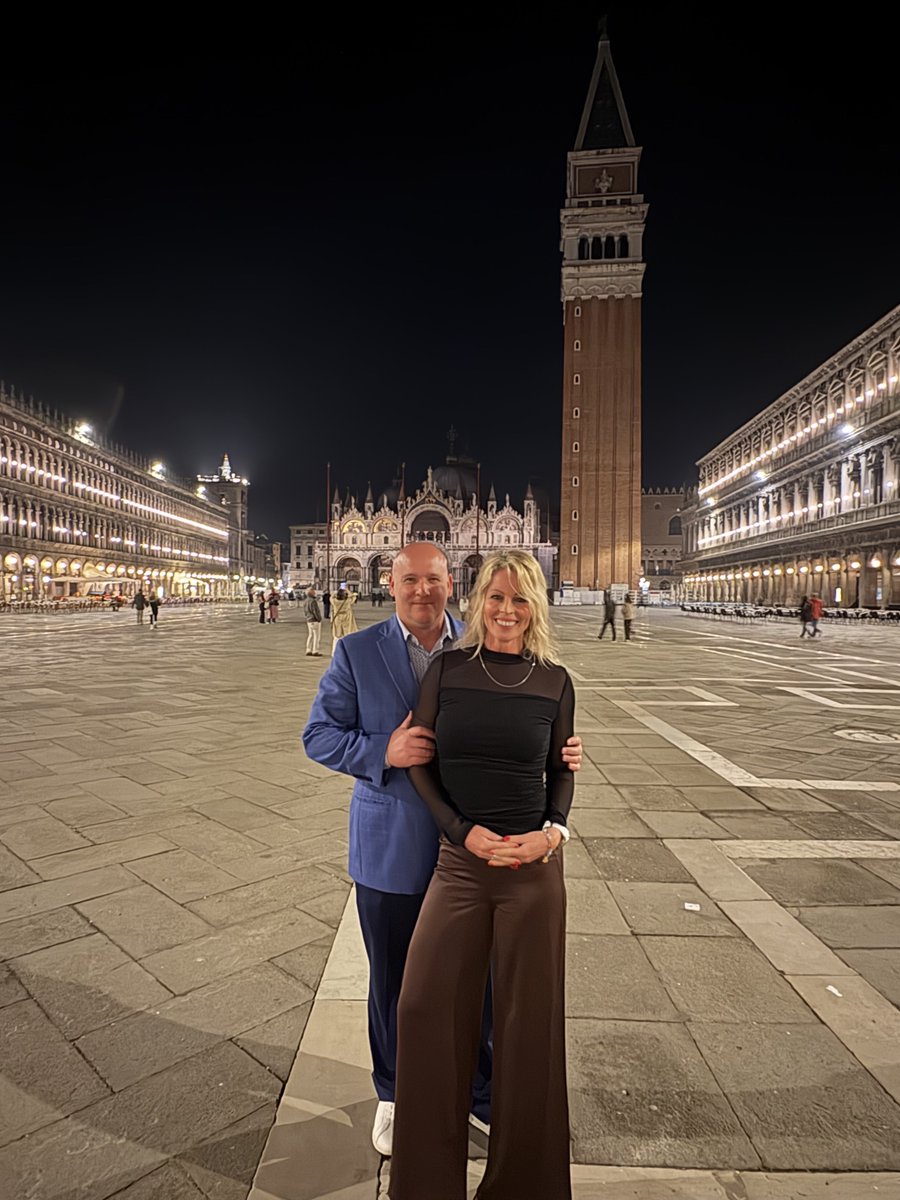 TMichaelB22's tweet photo. 🎉 Happy Birthday to my incredible wife,  @ksbarrett2295 🎉
From our magical real life adventures - to the incredibly fun theme nights you create at home. Your creativity makes every ordinary night feel like an adventure!
Thank you for being the heart of our family! https://t.co/SvFLZduEoY