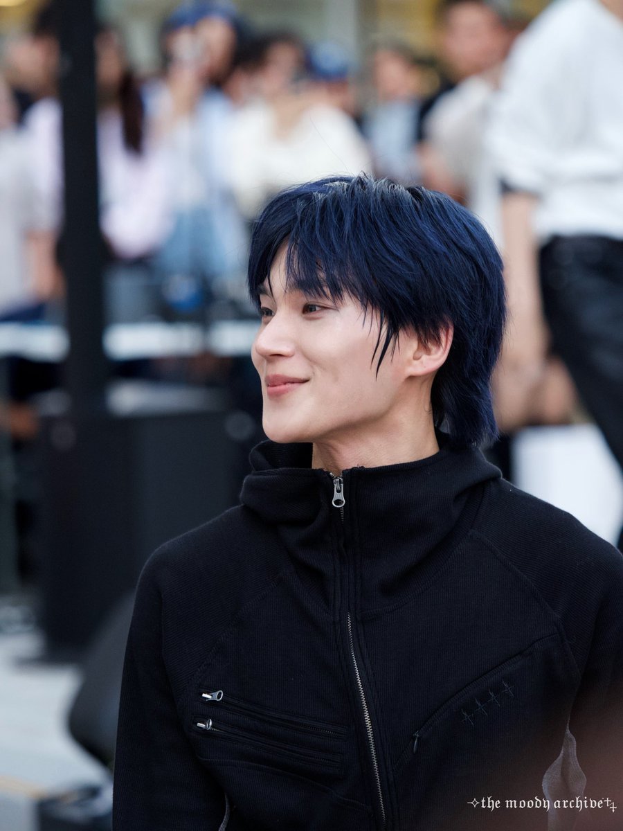 ⟢𝔱𝔥𝔢 𝔪𝔬𝔬𝔡𝔶 𝔞𝔯𝔠𝔥𝔦𝔳𝔢݁ᛪ༙ tweet media