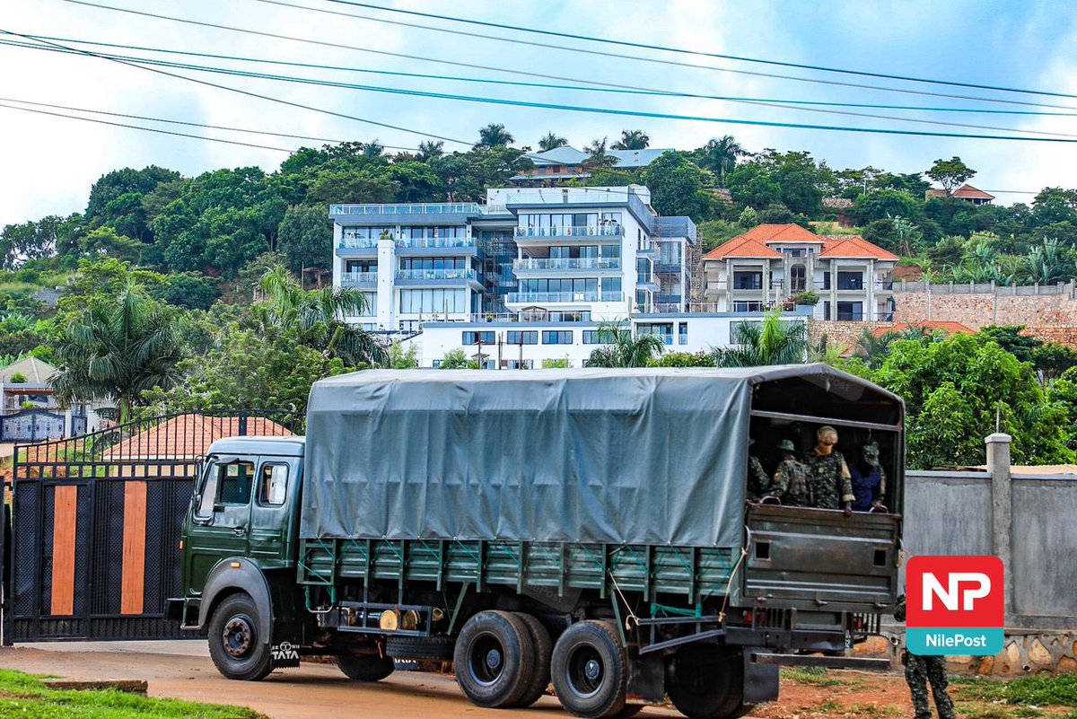 nbstv's tweet photo. UPDF has taken charge of security at the Mutungo–Kigo residence of former Speaker of Parliament, Rt Hon Anita Among, where a search of the house is underway following a corruption probe linked to alleged illicit enrichment and money laundering.

📸: @francis_isano 

#NBSUpdates https://t.co/mF4HHCmd9F