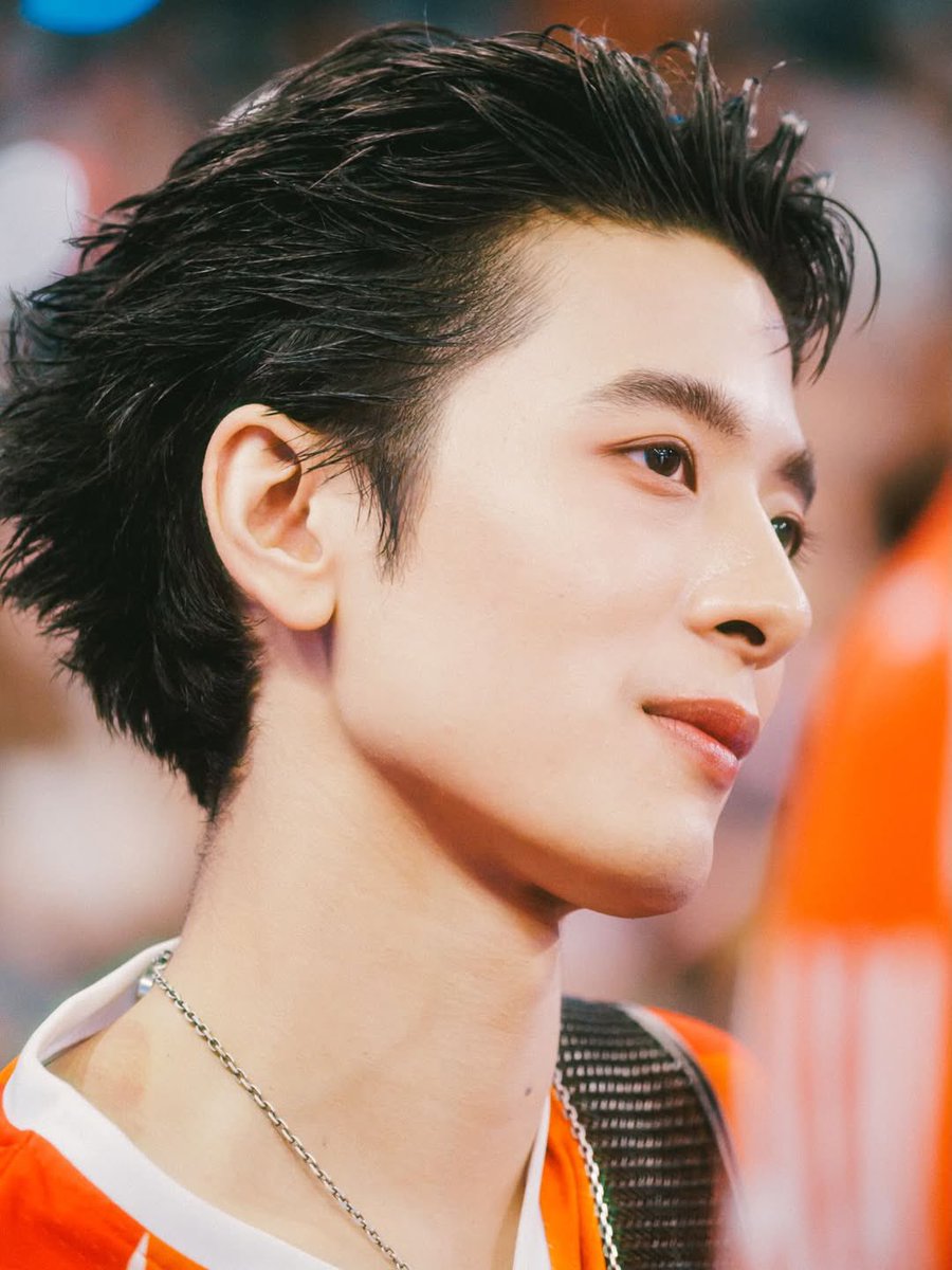 Jill_jxx's tweet photo. ปอร์เช่หล่อมาก หล่ออะไรขนาดนั่นวะ ตาคิ้ว จมูกปากสันกราม พอดีรับกัน��มด มองเท่าไหร่ก่อไม่เบื่อ มีเสน่ห์ sex appeal สูงมาก ยิ่งใส่ชุดนักกีฬา ยิงธนูคือแบบ ตายไปเลยพรี่🫠🫠
#SVRN #PorscheSivakorn https://t.co/18HBLIXTjb