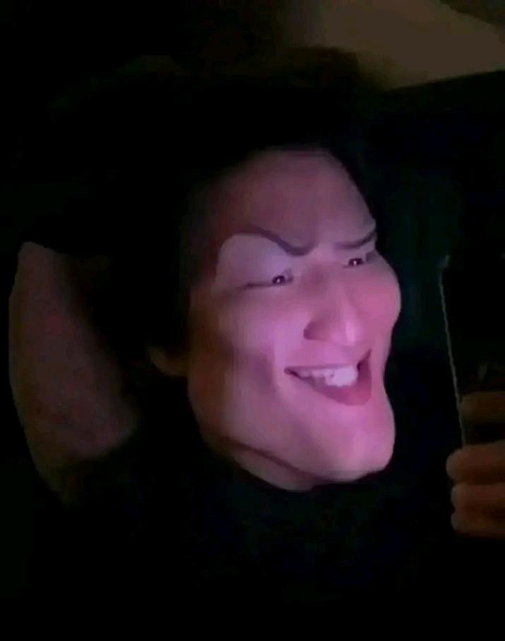 ItsMacyjune's tweet photo. @KelvinOhiani 😂 https://t.co/EZT2aQ2ngI
