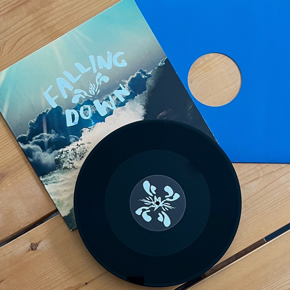 oasiscollector's tweet photo. #oasis #fallingdown #thechemicalbrothers #remix #vinyl #promo https://t.co/HgXikNAYsN
