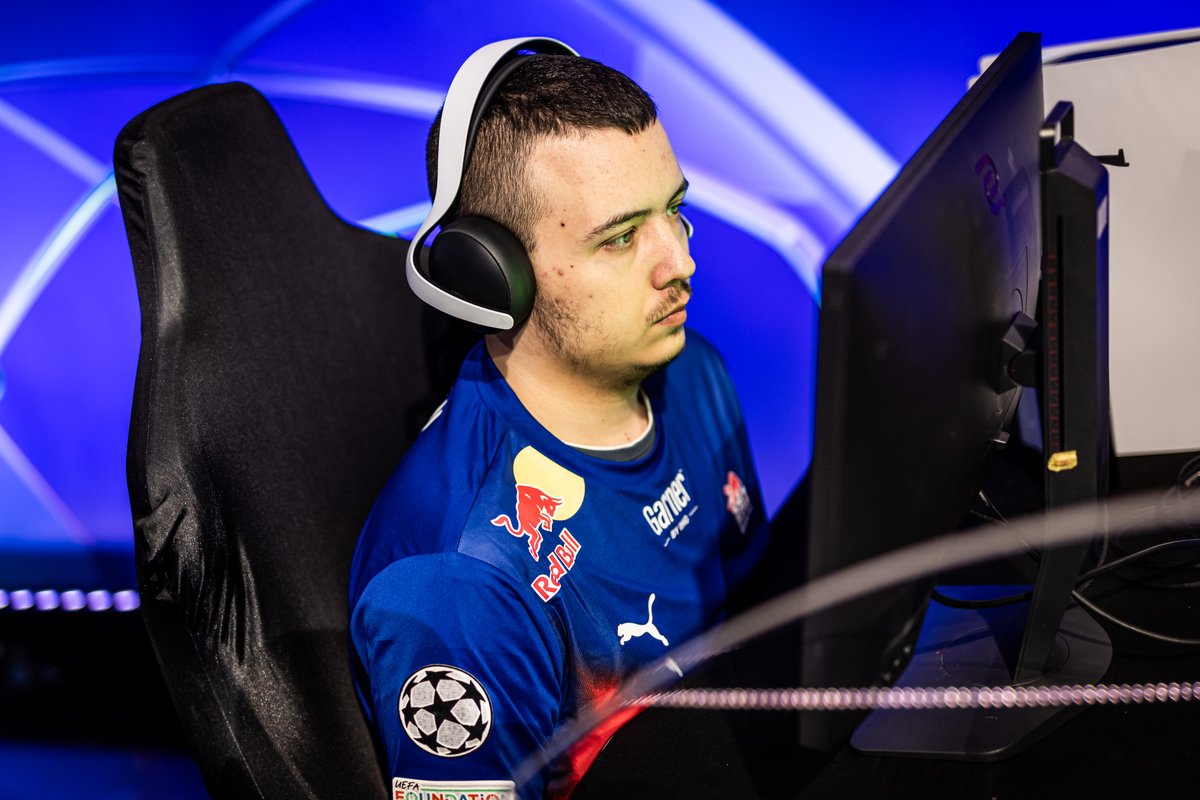 ramiluesofc's tweet photo. 🇧🇬 @RBLZ_Alihan qualified for the eChampions League Finals 🏆🎟️ https://t.co/6RyjCv5S3V