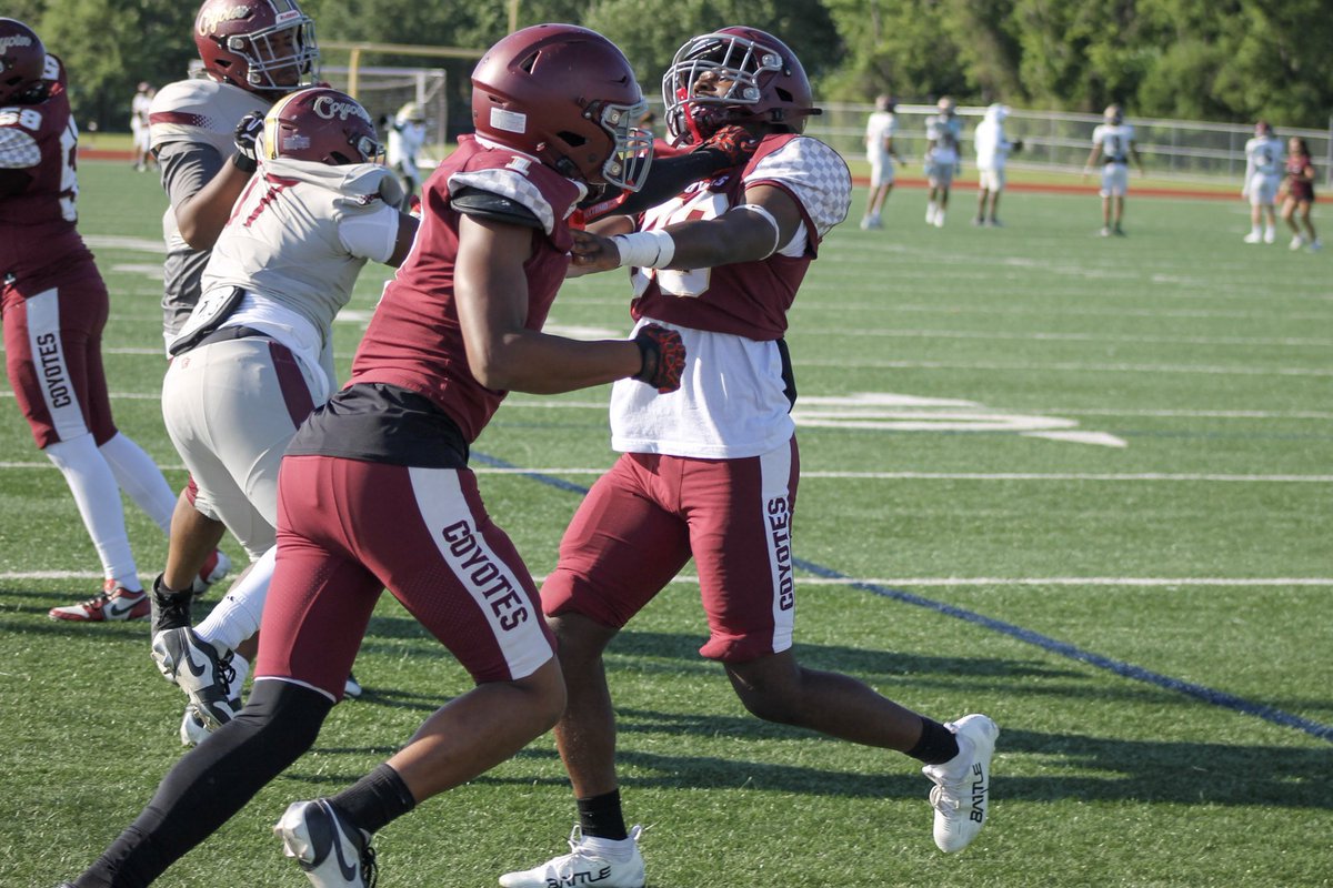 AngiloHR7's tweet photo. Spring ball officially over. It’s time to get back in the lab cant wait for the season! @scoreeveryplay3 @HHS_Coyote_FB @Coyotes_Ath @FriscoFB https://t.co/A1Gne8bQ1R