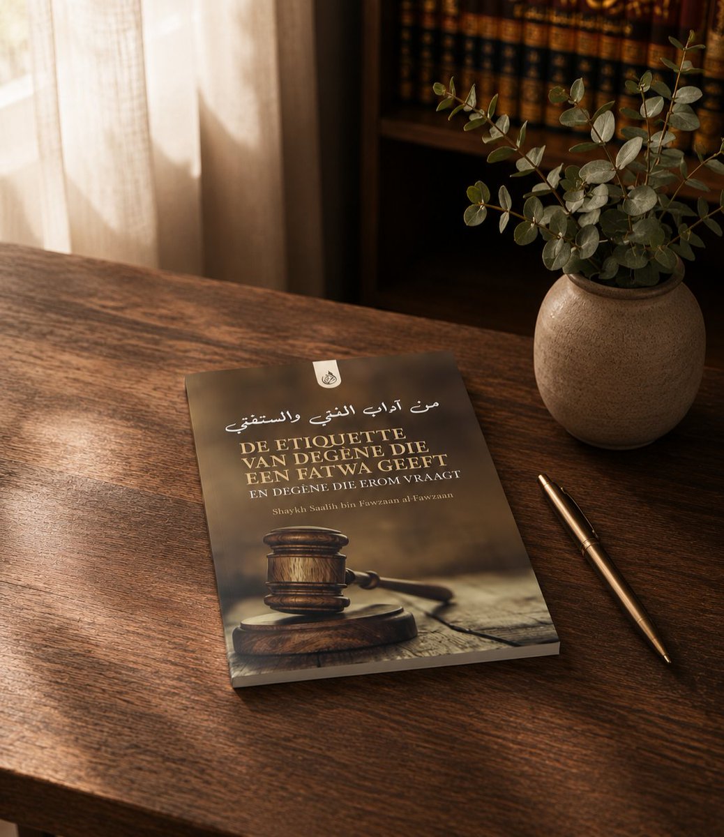 SunnahPub's tweet photo. Heb je een van onze nieuwste publicaties al in huis gehaald?

Prachtige adviezen van de grote geleerde Saalih al-Fawzaan حفظه الله over het spreken en het geven van fataawaa.

🛒 https://t.co/MPcxHdVINB

📍 Kasteel Schaloenstraat 62a, Maastricht https://t.co/2TyZJaq3eZ