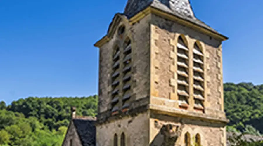 alaintora's tweet photo. Le village de Belcastel 
(Aveyron) 

Niché au creux de la vallée de l’Aveyron, Belcastel a tout pour vous faire craquer ! Son château majestueux, restauré avec passion par l’architecte Fernand Pouillon, domine fièrement ce village médiéval.
https://t.co/x0Y9mue1PH https://t.co/I4fCtjrJdC