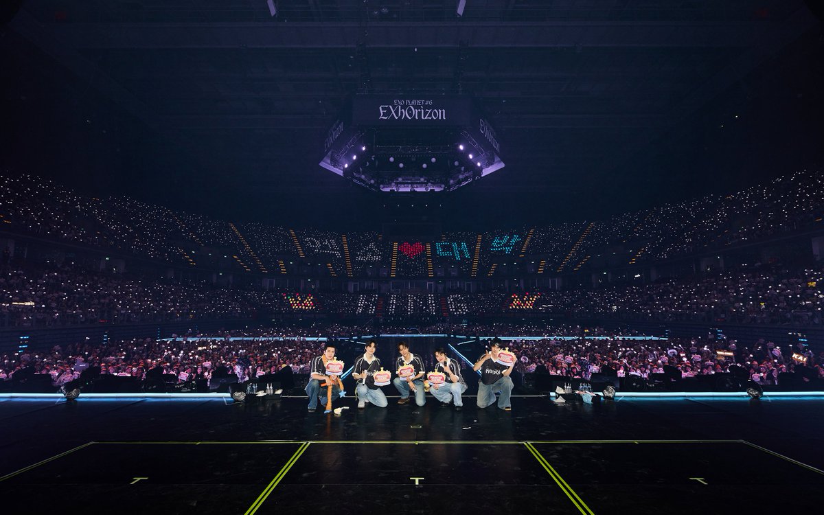 EXO tweet media