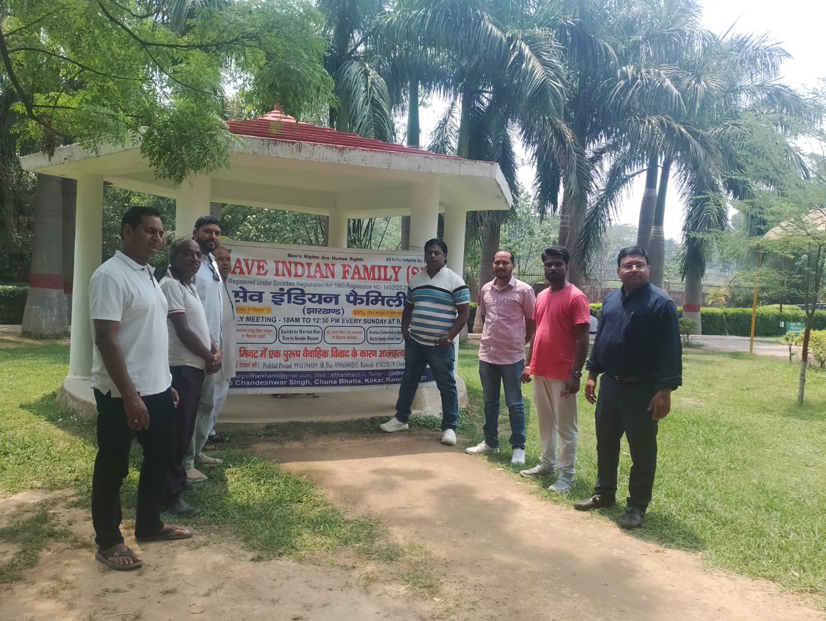 PrahaladPrasa13's tweet photo. Not every battle is fought in court. Some are fought within.
SIF JHARKHAND SUNDAY WEEKLY weekly meetings help men &amp; their families face both with clarity, courage, guidance and support.
Strength grows when shared.
#mensrights #EqualityForAll @JharkhandPolice
@SIFJharkhand https://t.co/DliUByEnSk