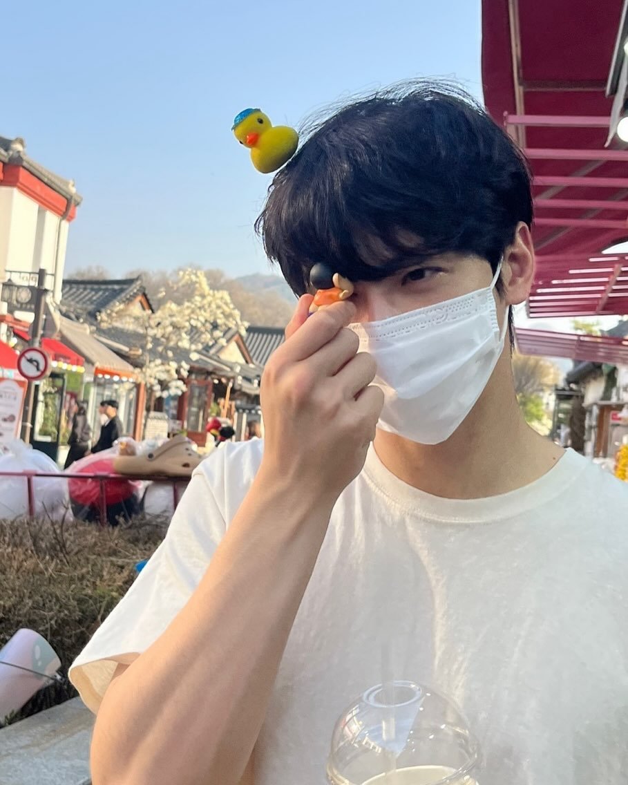 EUNWOO tweet media