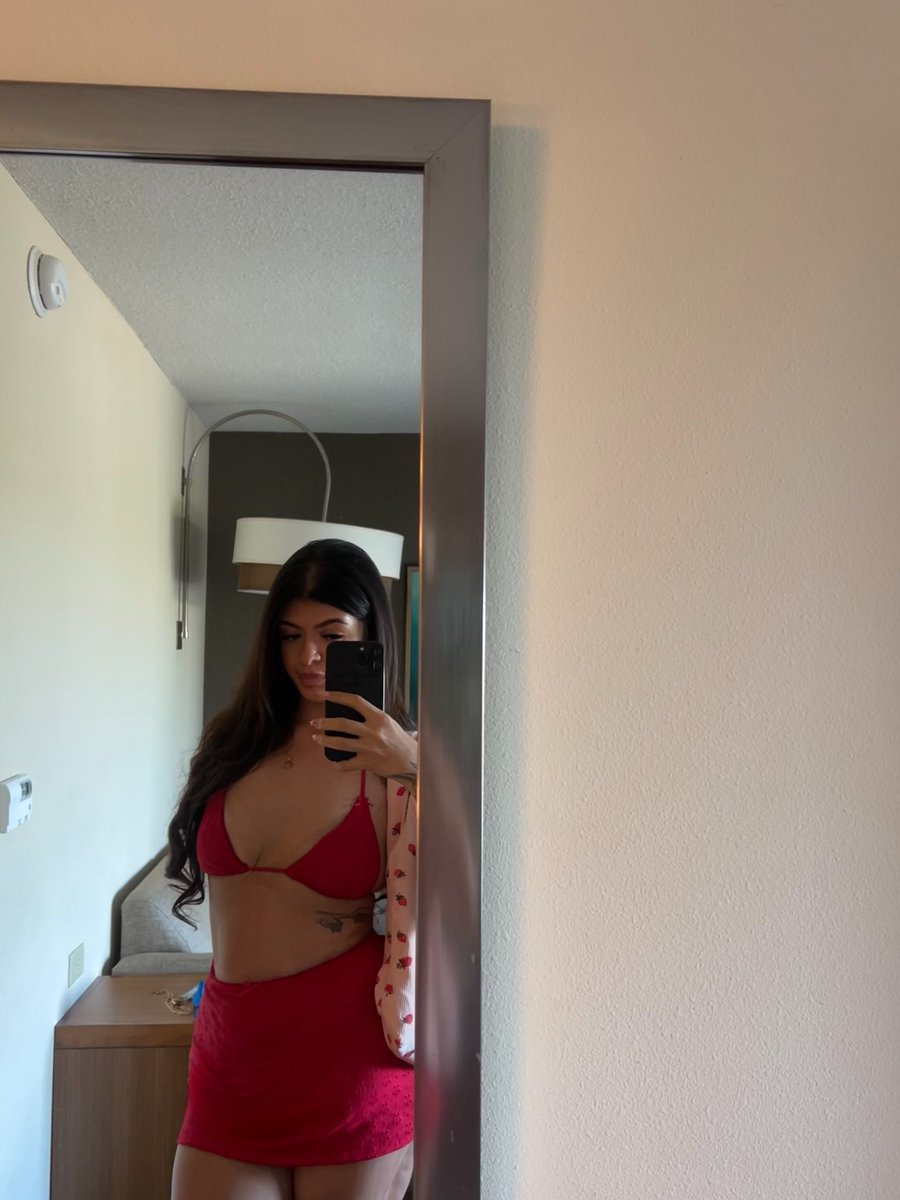 kim tweet media
