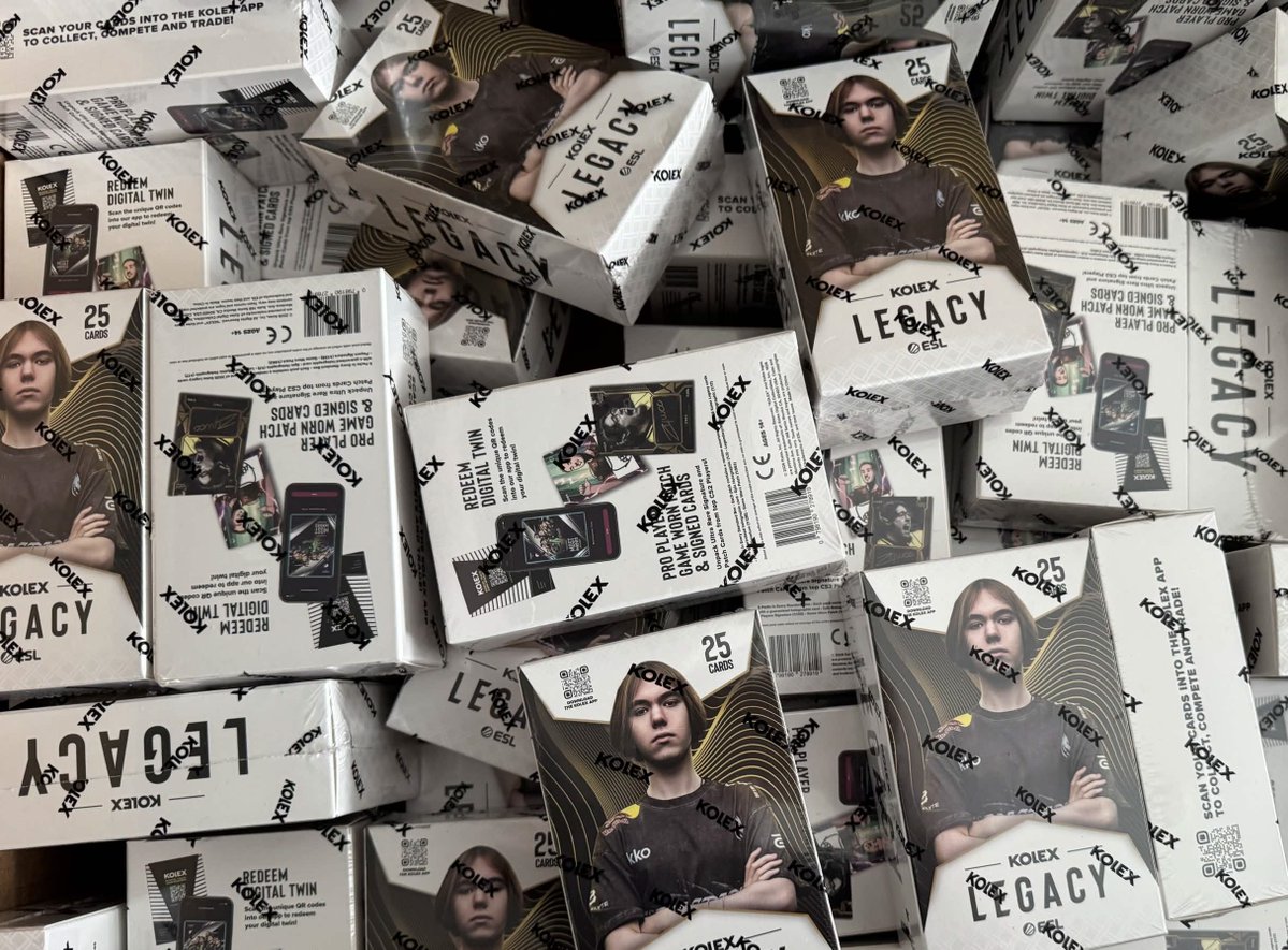 lu1gi_csgo's tweet photo. I'm ripping some Legacy boxes from @KolexGG for anyone who is interested in a little entertainment!

#KolexCards | 📺 https://t.co/UlP4myq3Wl https://t.co/nFZipWbdlX