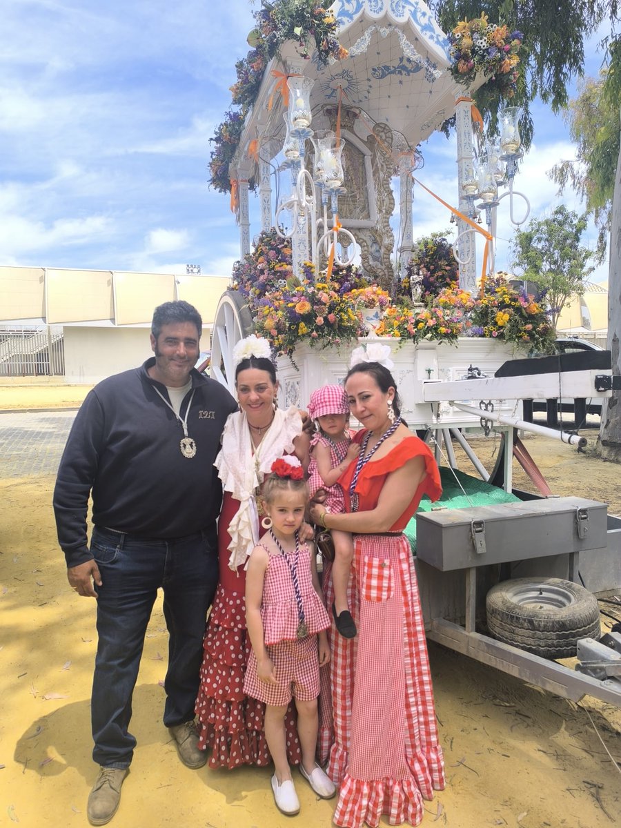 Hermandad de Ntra. Sra. del Rocío de Torremolinos tweet media