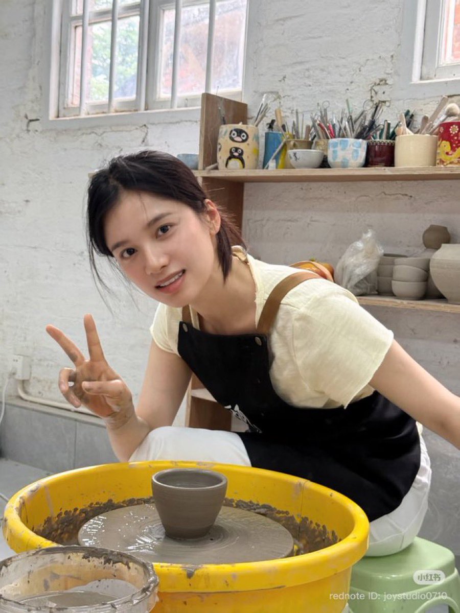 룽 tweet media