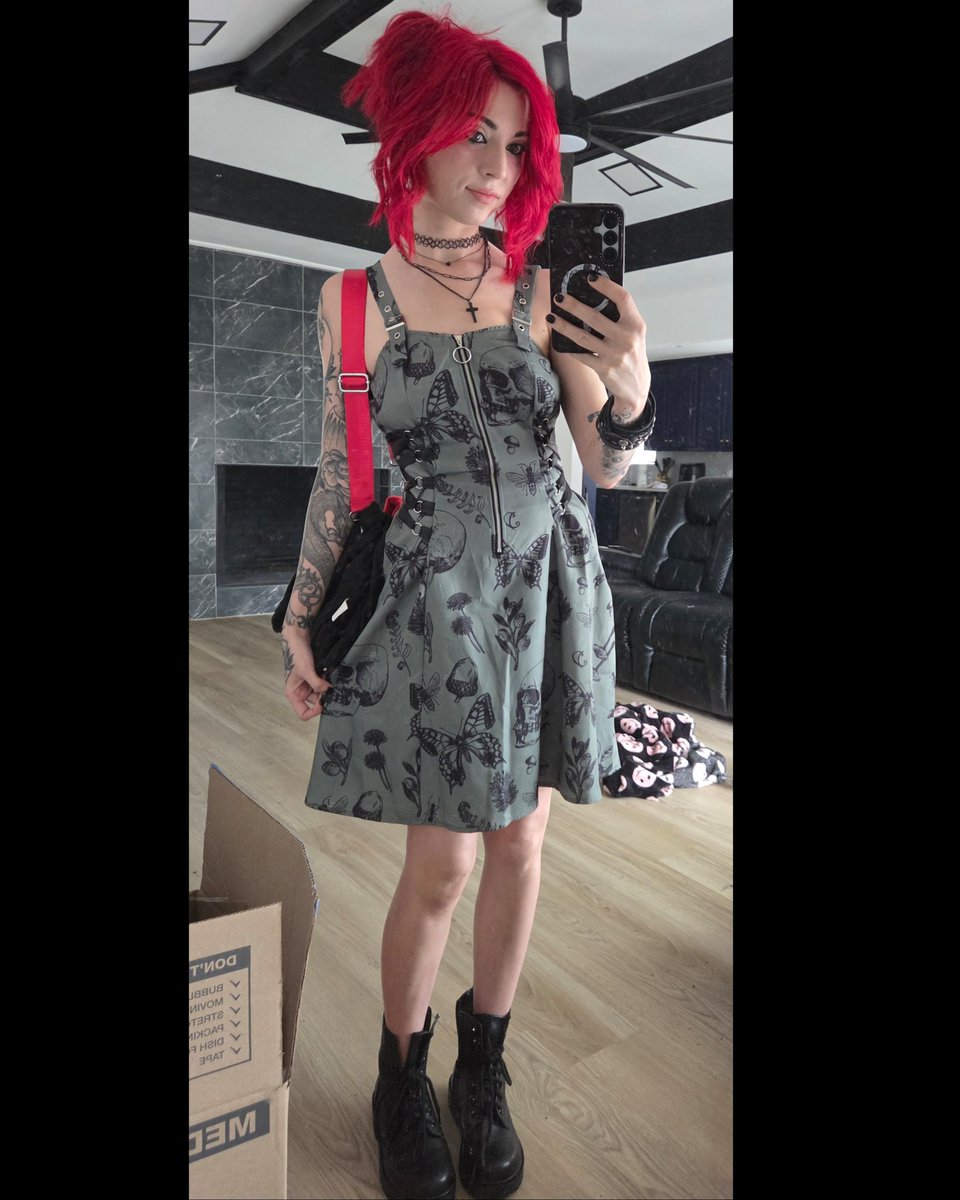 Melonie Mac tweet media