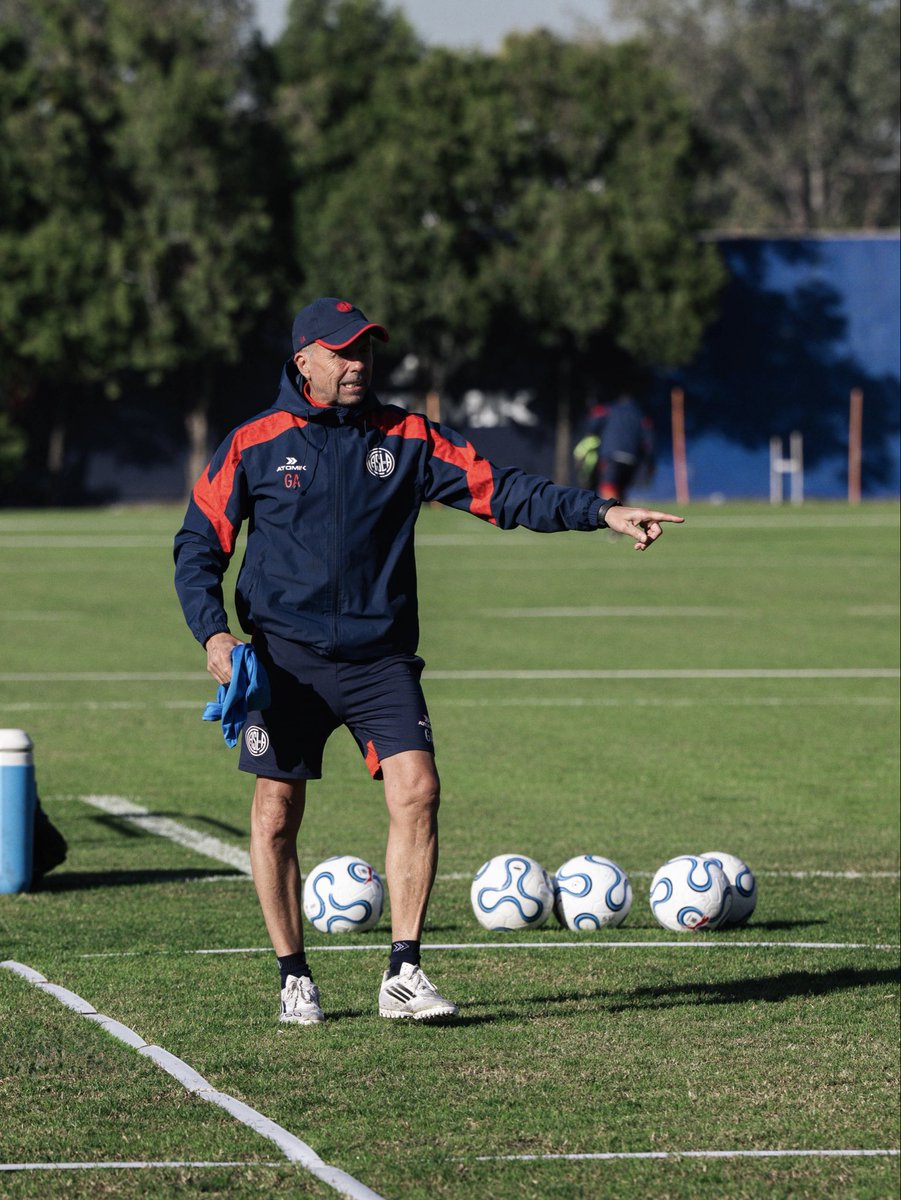 San Lorenzo tweet media