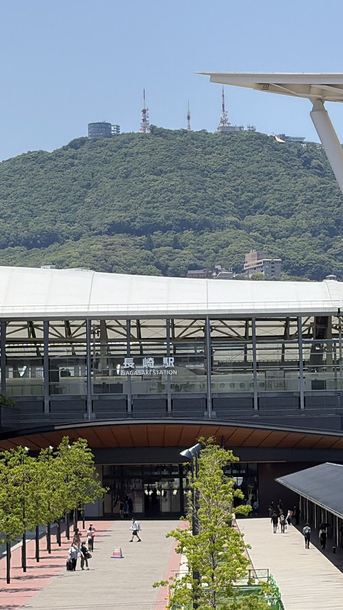 るーころ tweet media