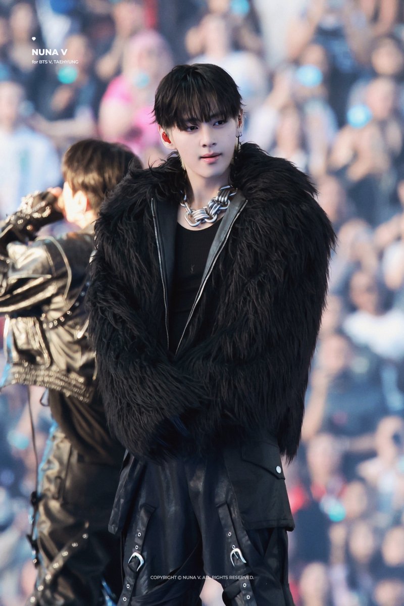BTS_WORLDTOUR_ARIRANG_STANFORD_D1 #BTS #V