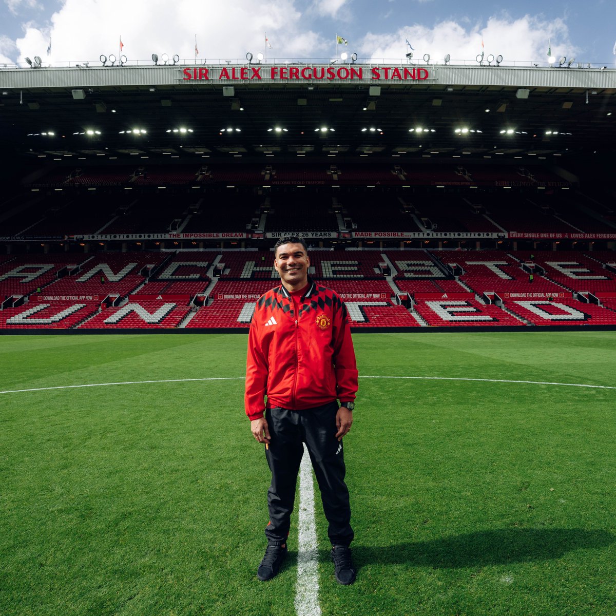 MUnitedEs's tweet photo. POR SIEMPRE EN NUESTROS CORAZONES, CASE ❤️‍🔥 https://t.co/2P6OyiMCzK