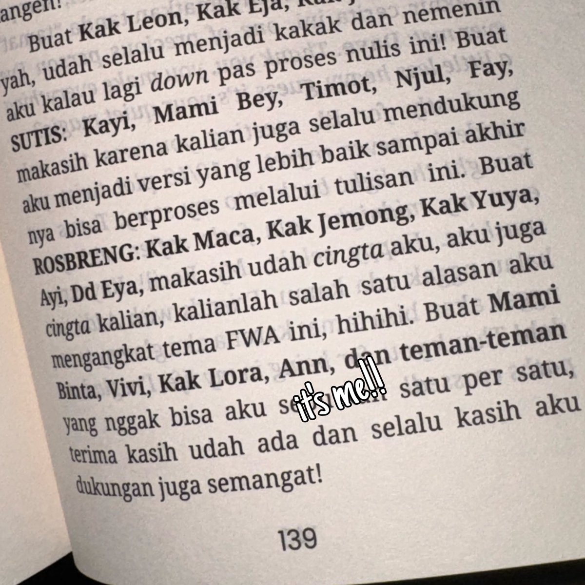 Toramuis's tweet photo. Congrats on the release of your book, Joyel! I still can't believe my name is actually there hehe. I'll always support you, keep writing okay? Selamat selimut 🔥 https://t.co/8f4MSLA1M6
