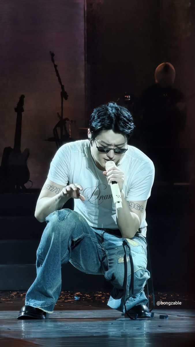 𝔹𝚘𝚗𝚐𝚣𝚊𝚋𝚕𝚎:Archive1_in_Bangkok tweet media