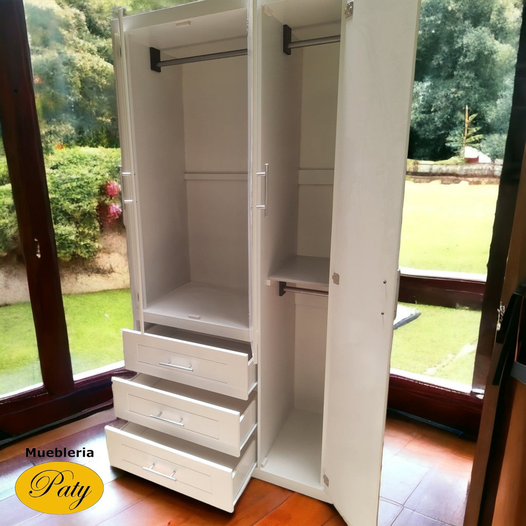 mueblespaty's tweet photo. Descubre la mezcla perfecta de diseño y funcionalidad con el Ropero Hamilton. Perfecta organización para tu ropa con envío gratis en CDMX y Edomex. ¡Transforma tu dormitorio por solo $4,500! Explora más aquí: https://t.co/6WvOwQia3q #cajones #espacioparacolgar https://t.co/7qEv33Czga