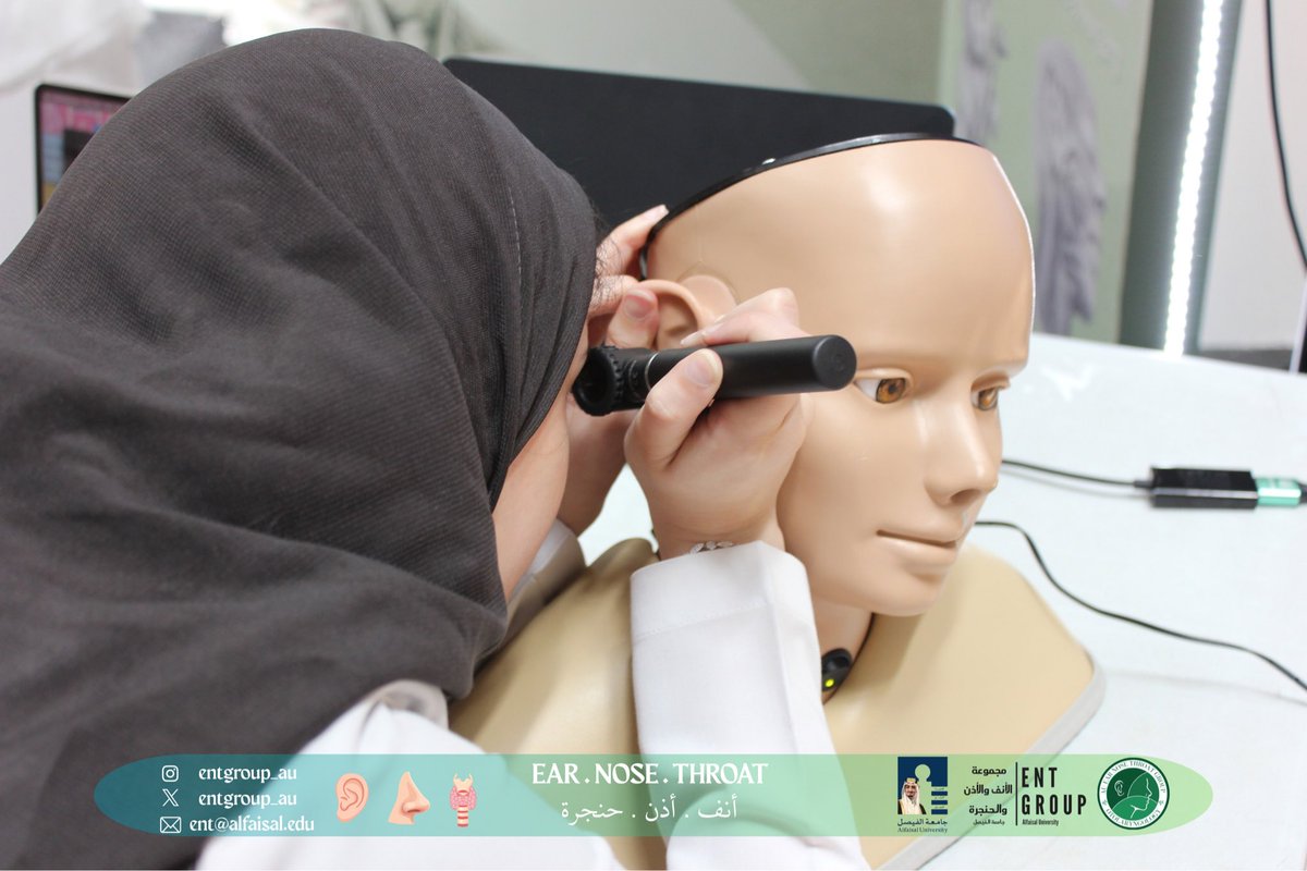 entgroup_au's tweet photo. شارك فريق التوعية التابع لمجموعة الأنف والأذن والحنجرة في معرض المسارات الجراحية بجامعة الفيصل.

قدّم الفريق للطلاب نظرة شاملة على التخصص، بدءًا من أبرز الإجراءات الجراحية، مرورًا بنصائح التنافس على برامج الإقامة، وصولًا إلى تجربة تفاعلية من خلال محاكاة مباشرة باستخدام المناظير. https://t.co/NCOFbfssuM
