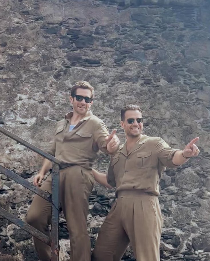 Henry Cavill Updates tweet media