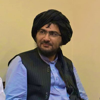 HamasiOfficial's tweet photo. د سهار له سپین افق سره 
یوه سپیڅلي، علمي څهره  راسره ووینئ.

حفظه الله❤️

#NewProfilePic https://t.co/Sn0Uq4UYjt
