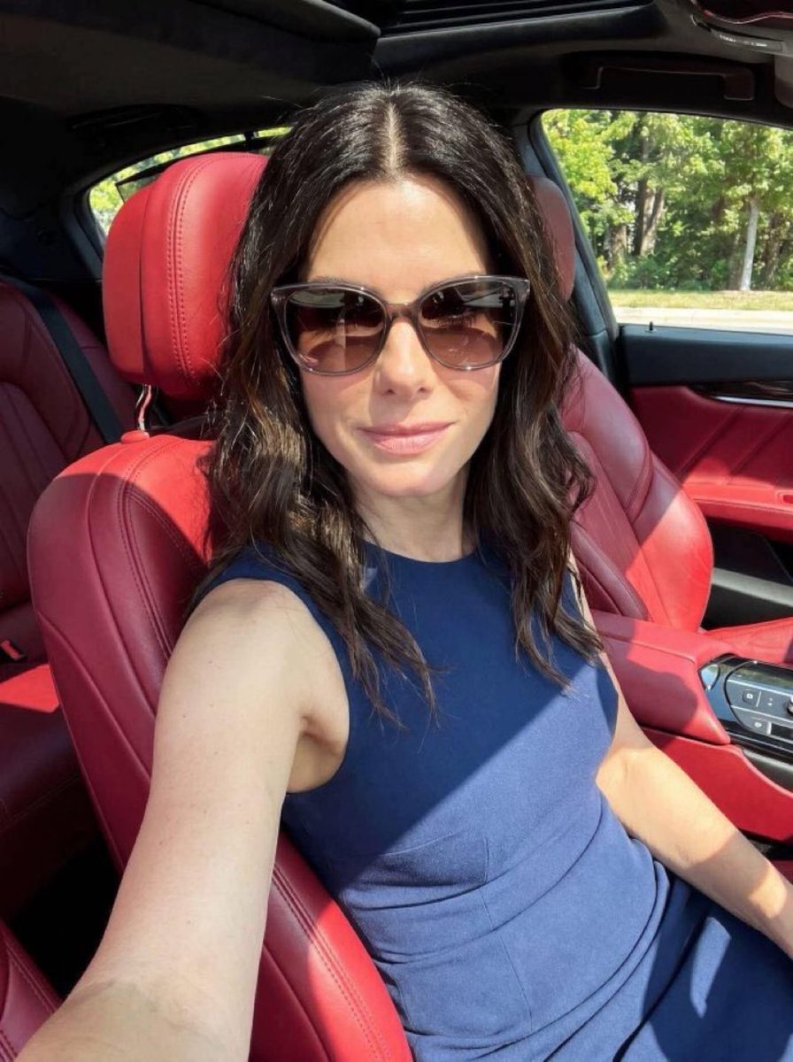 Sandra Annette Bullock Fans Page tweet media