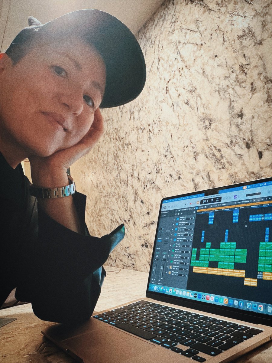 KT Tunstall tweet media