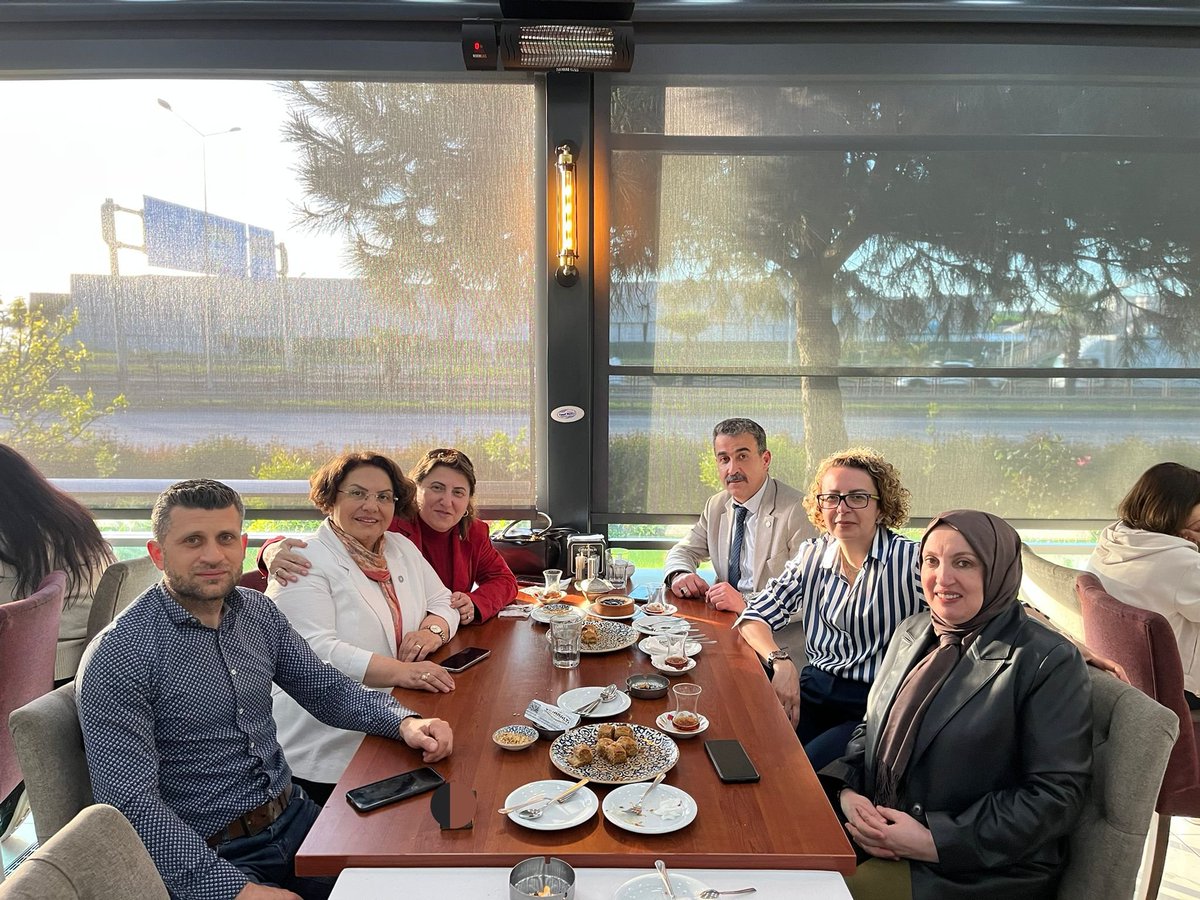 SametSayal's tweet photo. Değerli Başkanlarım ile Trabzon Hatırası. 🇹🇷🌞 https://t.co/16DETpjok8