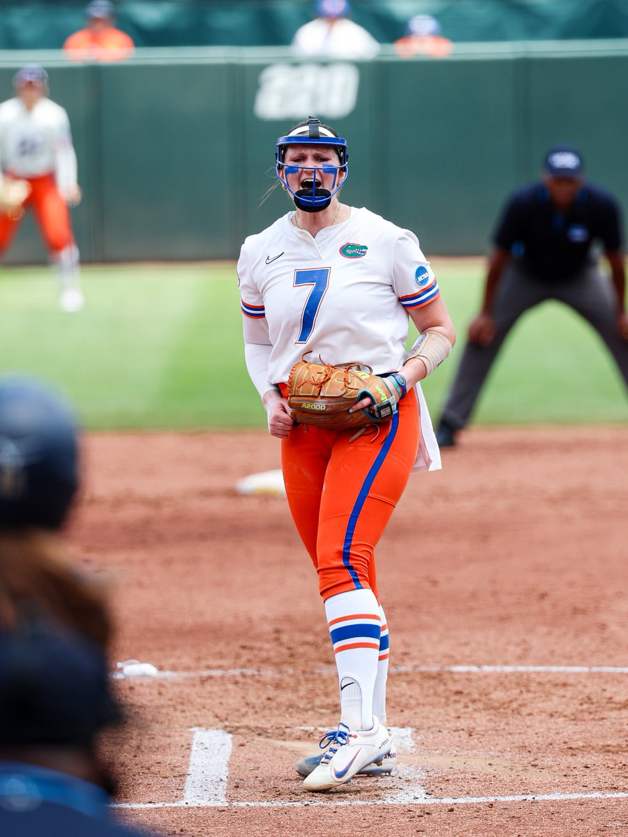 Gators Softball tweet media