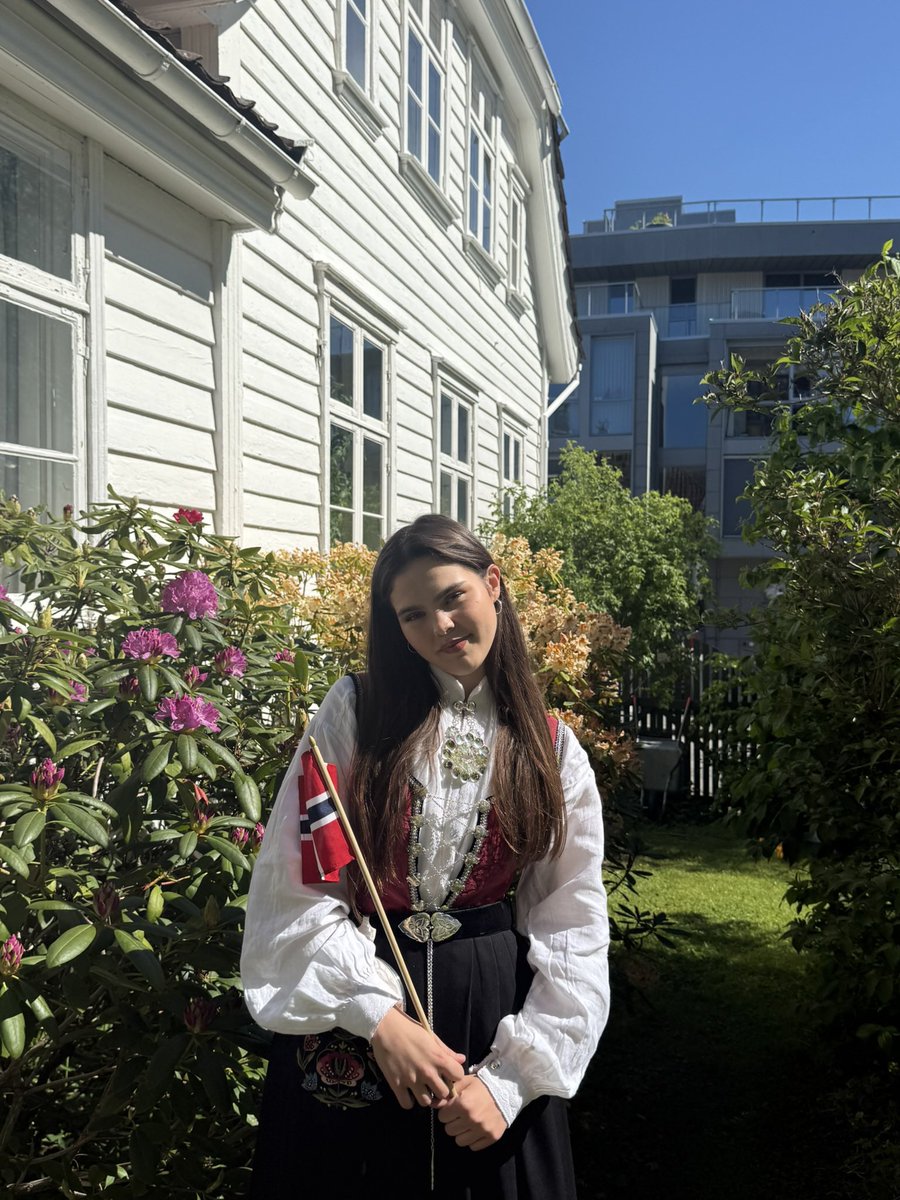 Hannah🪂 misses SKZ tweet media