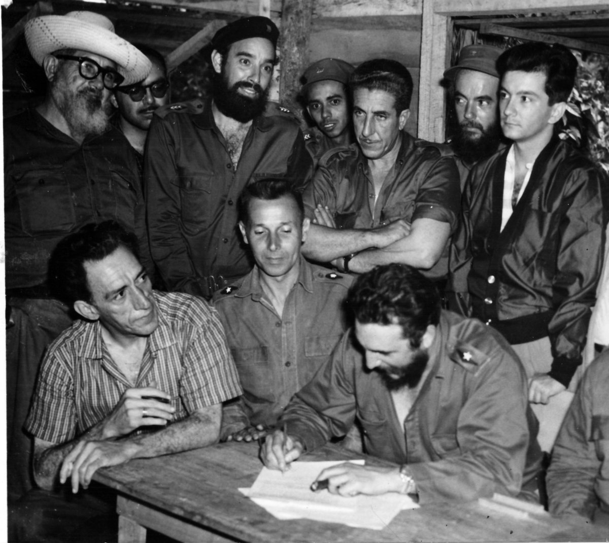 Fidel, Soldado de las Ideas tweet media