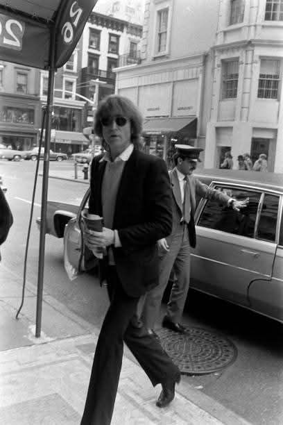 BeatlesArchive2's tweet photo. #JohnLennon in New York, November 16, 1980 https://t.co/gUQu9KFKbT