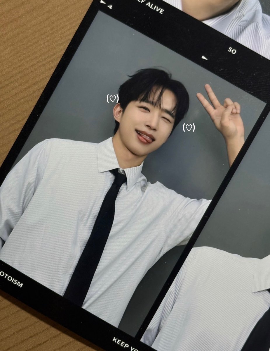 예감 tweet media