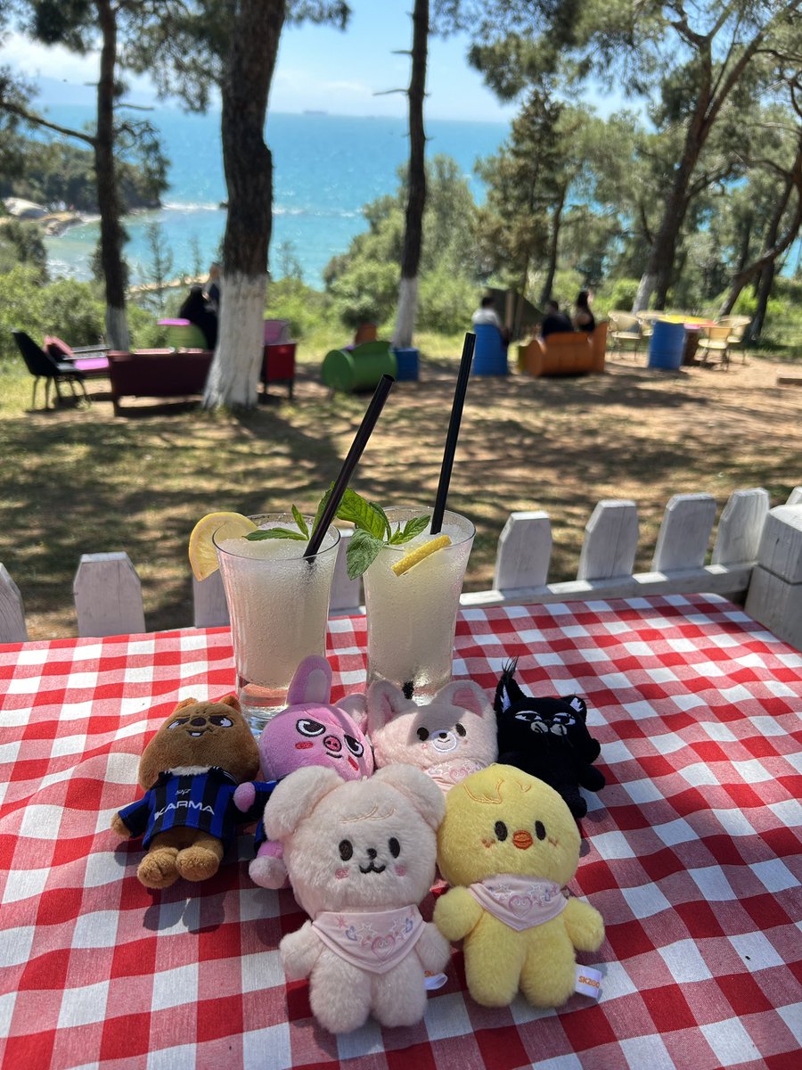 Bahar⁸ 🧸 | Cbin’s Gymate seeing ateez tweet media