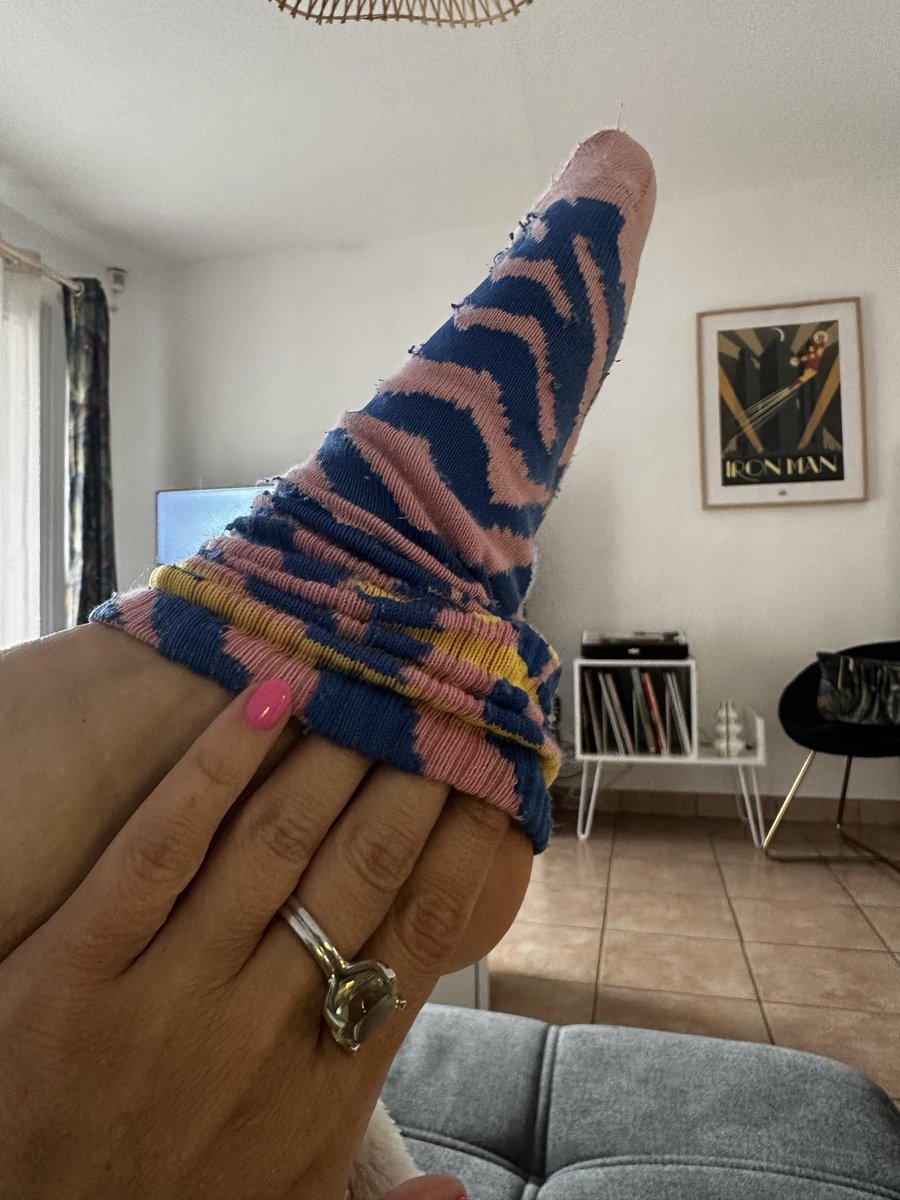 LafeedespiedsFeet tweet media
