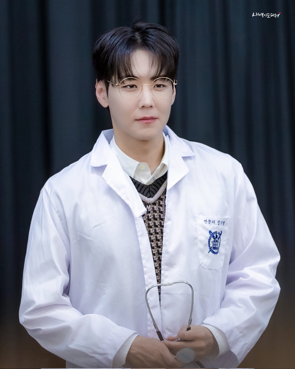 새벽이슬파워♡ tweet media
