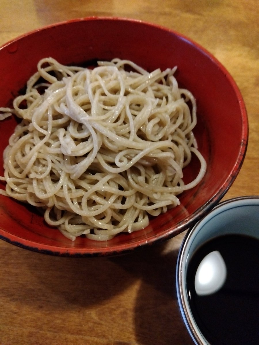 teuchinishimura's tweet photo. 今日は最高の蕎麦日和。安曇野産信濃一号手打ち蕎麦��こぢんまりやってます。どうぞお気軽にお立ち寄りください。今週もどうぞよろしくお願いいたします。尚、明日19日は誠に勝手ながら都合により臨時休業いたします。重ねてよろしくお願いいたします。平穏でありますように。 https://t.co/lOTlbKZmcR