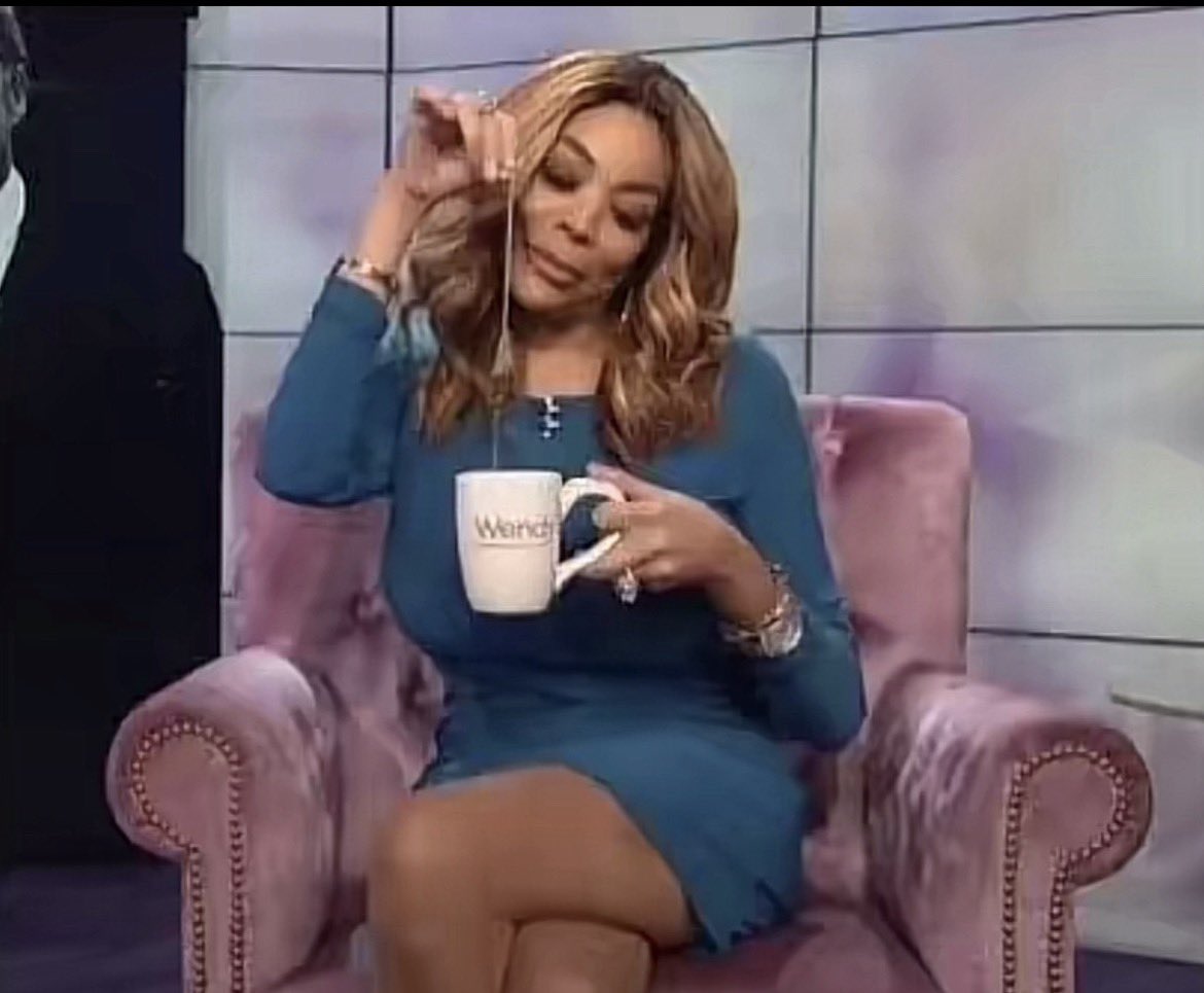 Stephone_W's tweet photo. They took pressure through there LMFAOOOOO organically bc it really gave NTTV ZEUS GIRL #BaddiesUSA https://t.co/s66R7Tajjl