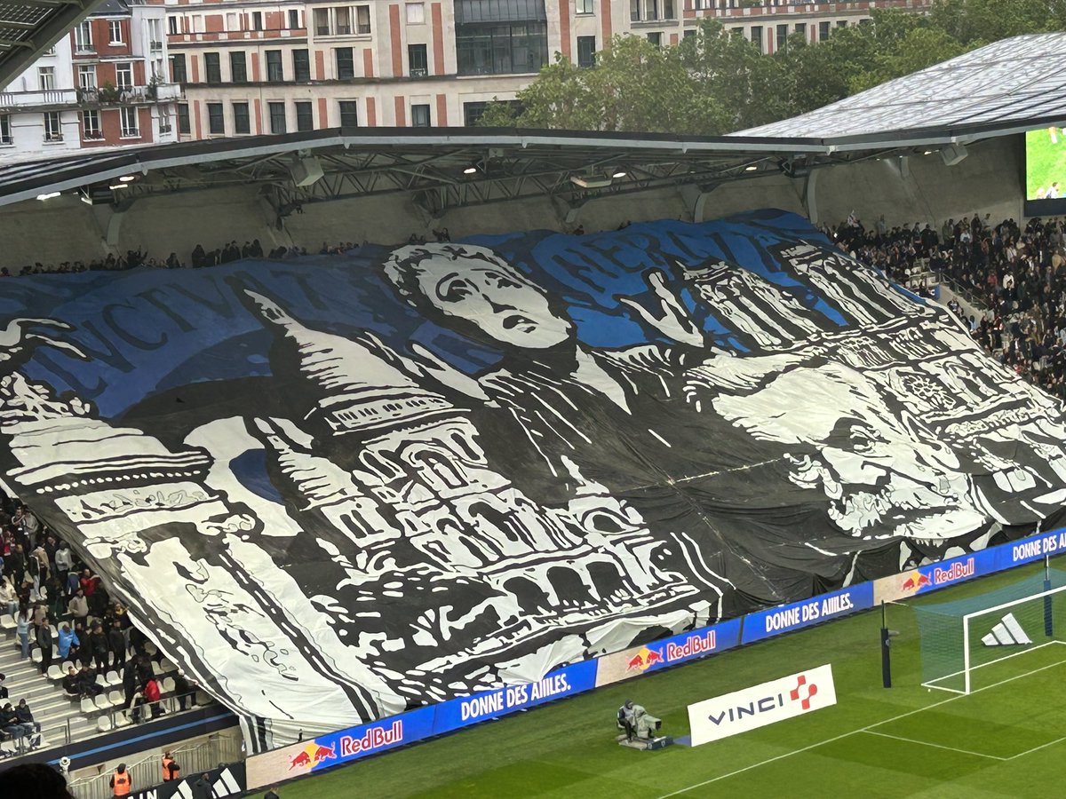 UltrasMadeinFR's tweet photo. ⚽ Paris FC - Paris SG
📢 Le tifo géant des Ultras Lutetia dans ce derby parisien !
📆 Dimanche 17 Mai
📸 @PrunetaLaurent https://t.co/e9PAUF5s7H